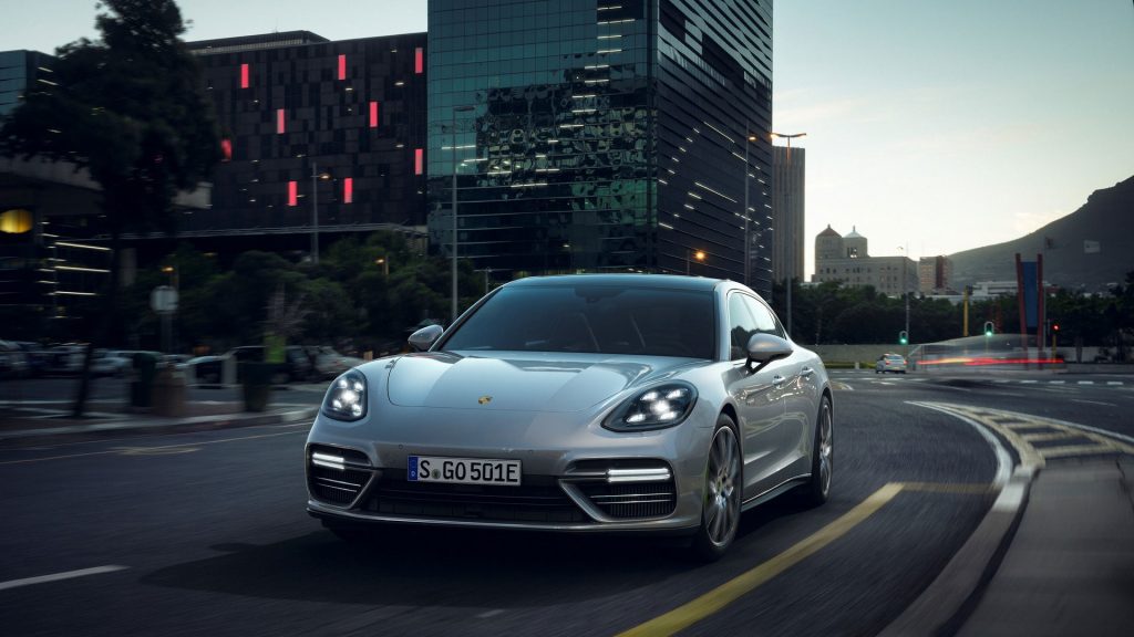 porsche-panamera-turbo-s-e-hybrid-2