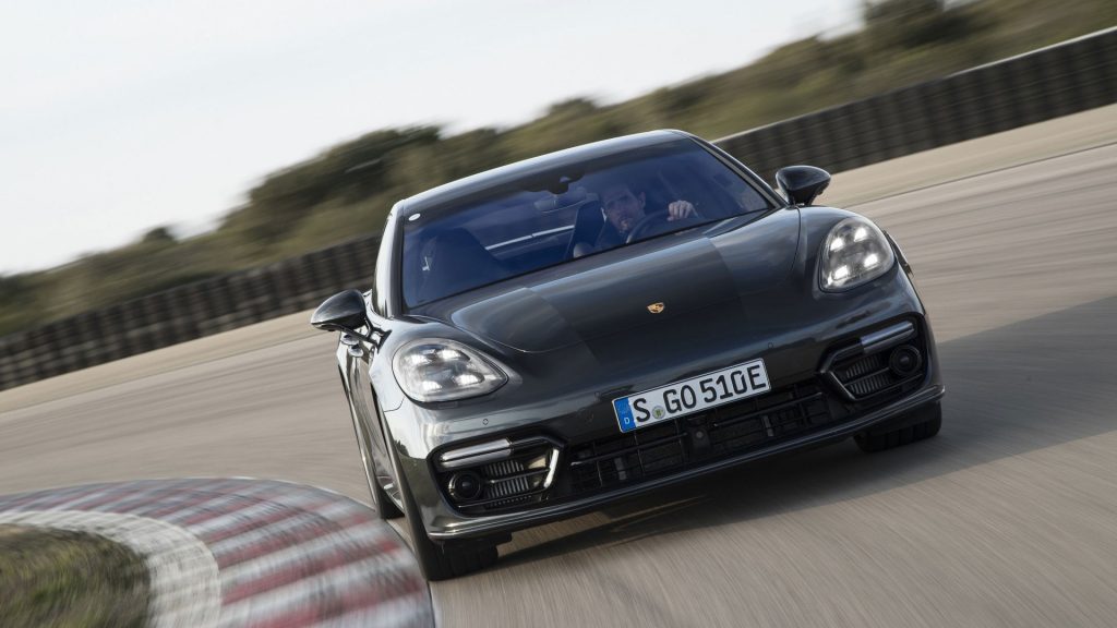 porsche-panamera-turbo-s-e-hybrid-6