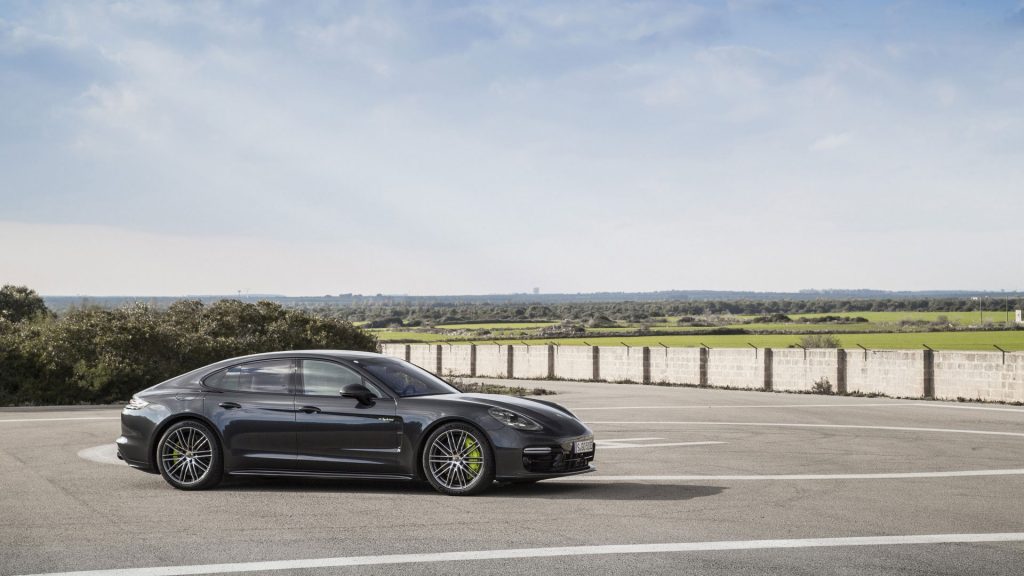 porsche-panamera-turbo-s-e-hybrid-9