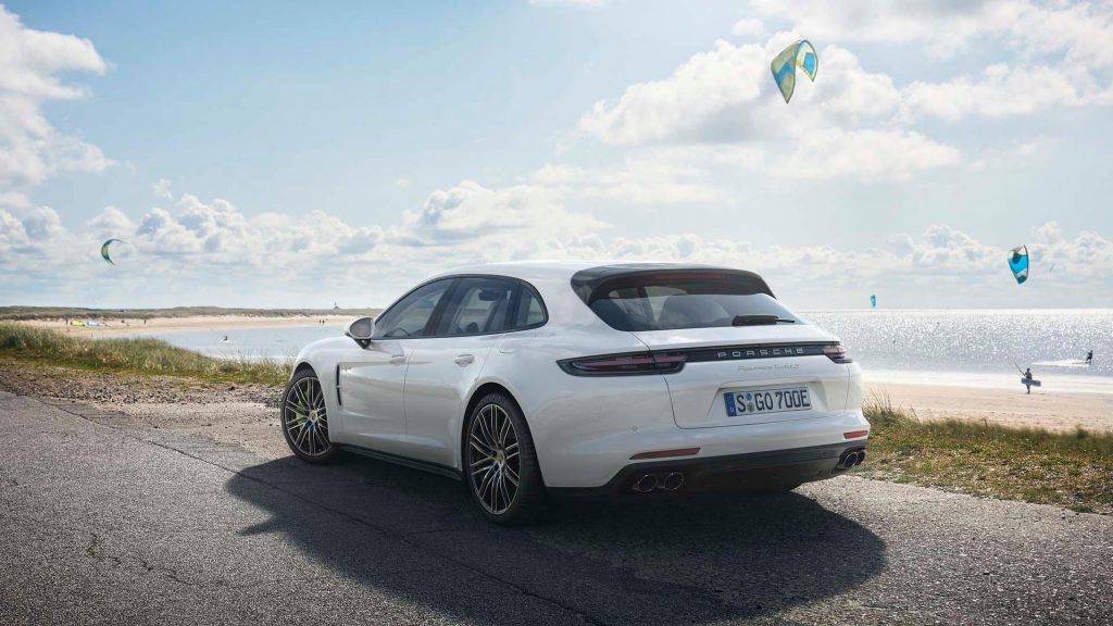 porsche-panamera-turbo-s-e-hybrid-sport-turismo
