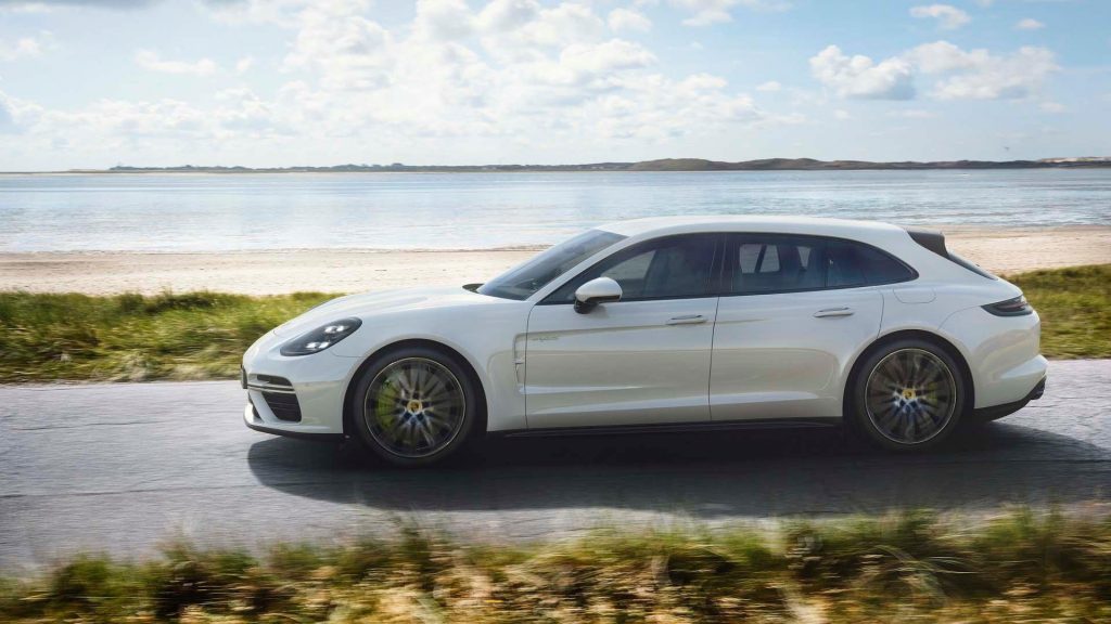 porsche-panamera-turbo-s-e-hybrid-sport-turismo