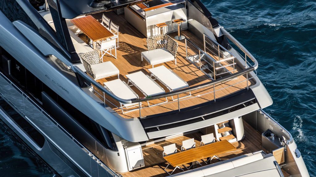 riva-100-corsaro-6