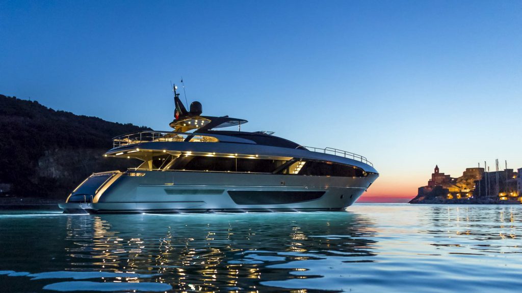 riva-100-corsaro-7