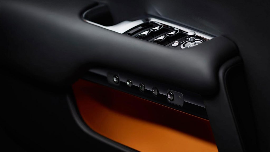 rolls-royce-dawn-black-badge