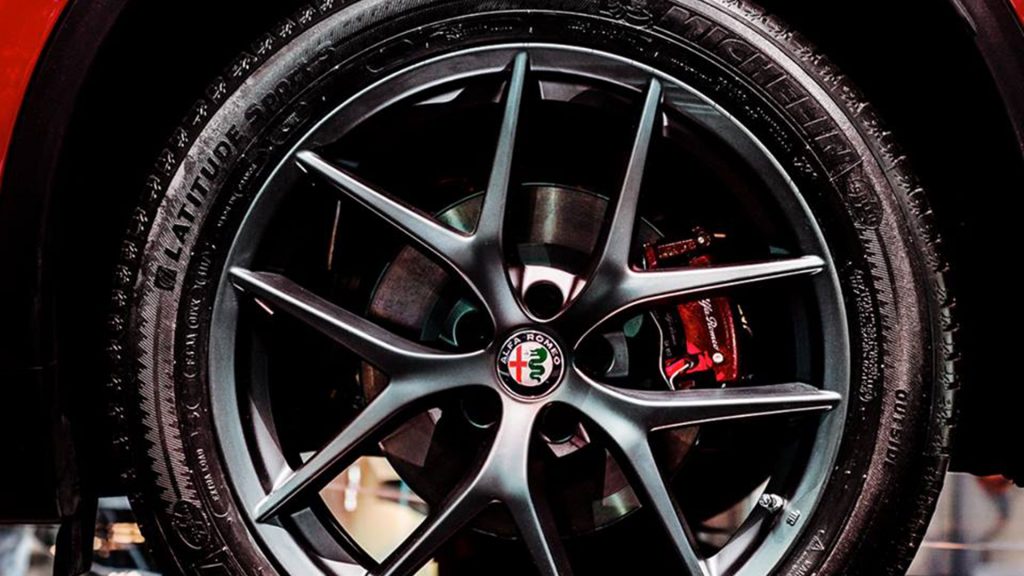 alfa-romeo-ginevra-2018-13