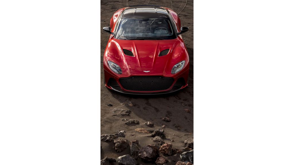 aston-martin-dbs-superleggera
