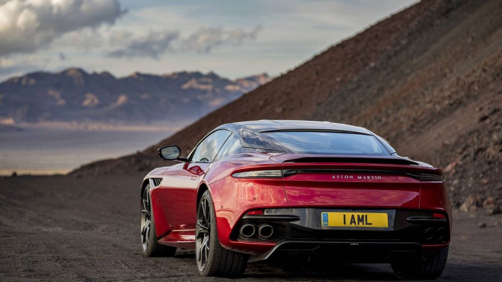 aston-martin-dbs-superleggera
