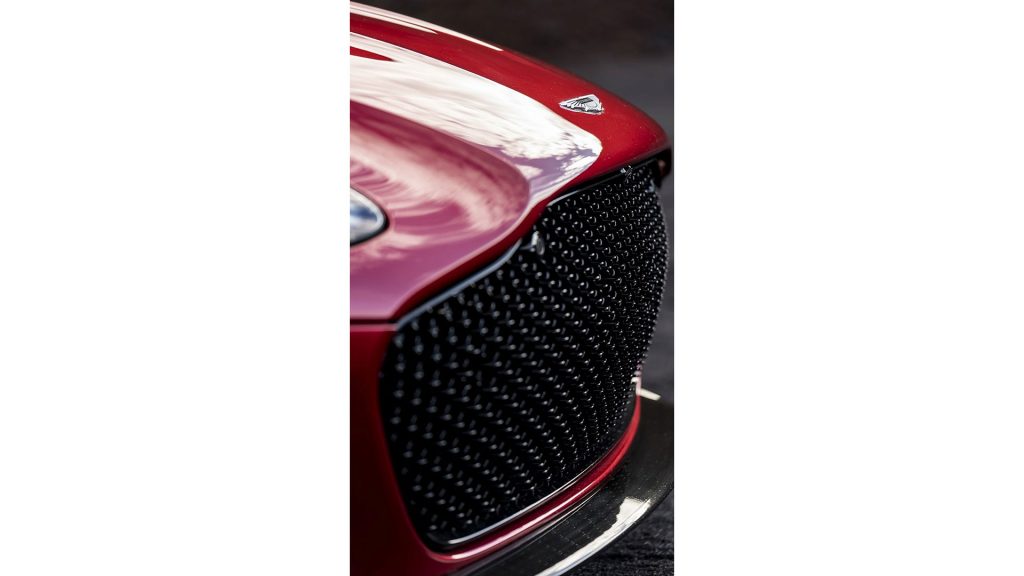 aston-martin-dbs-superleggera