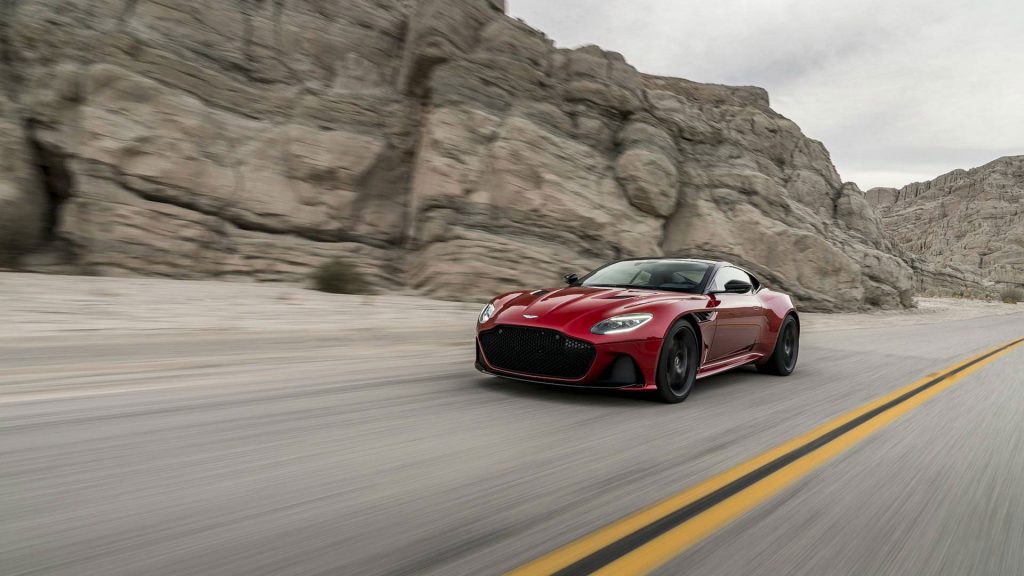 aston-martin-dbs-superleggera