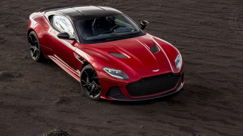 aston-martin-dbs-superleggera
