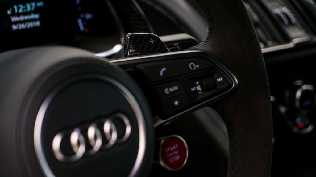 audi-r8-v10-plus-competition-package