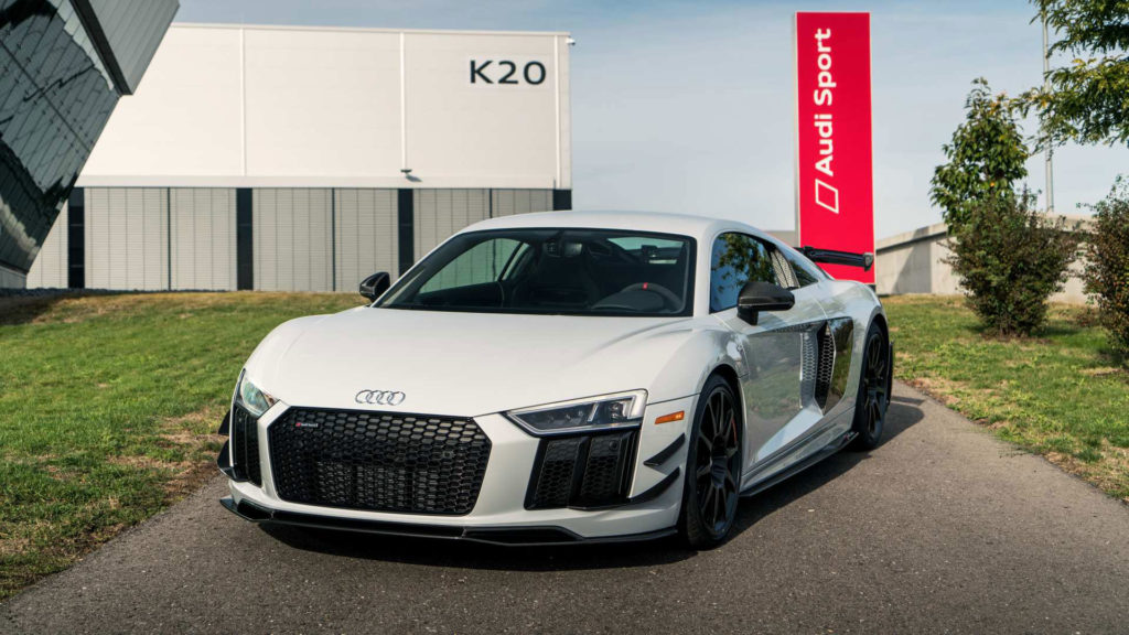 audi-r8-v10-plus-competition-package
