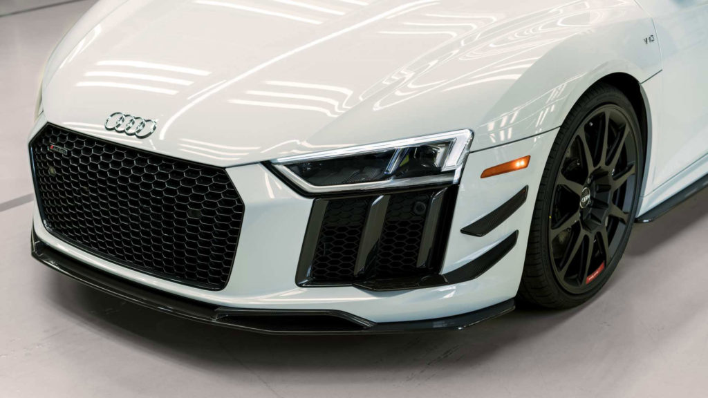 audi-r8-v10-plus-competition-package