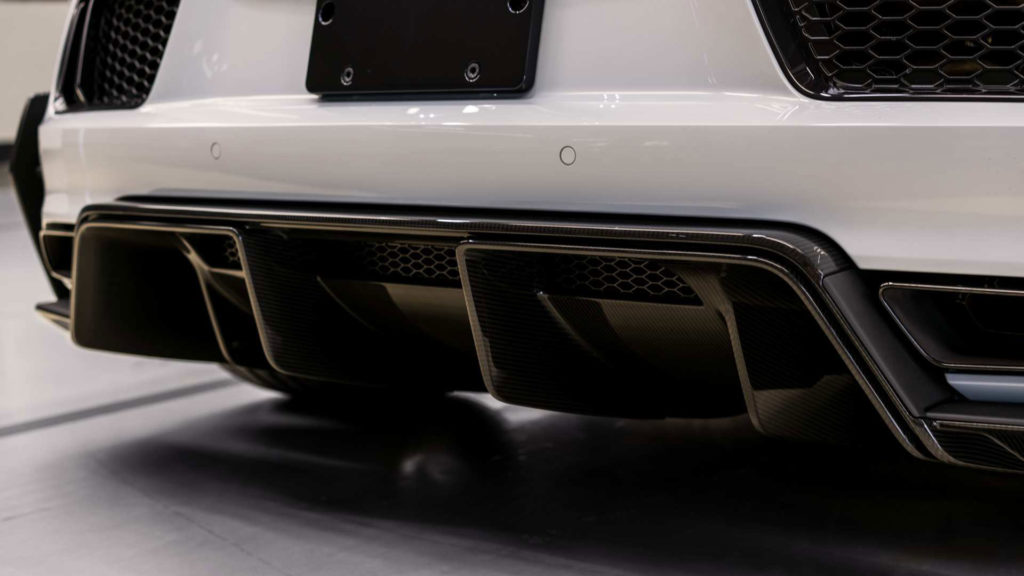 audi-r8-v10-plus-competition-package
