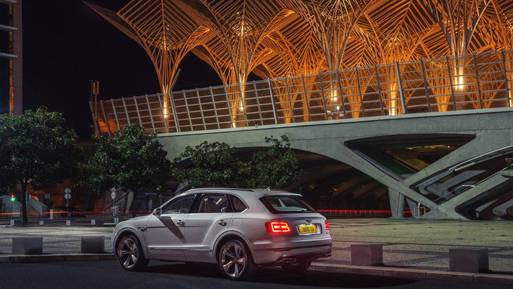 bentley-bentayga-plug-in-hybrid