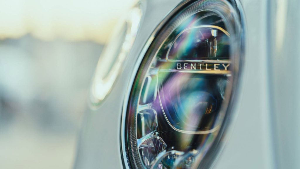 bentley-bentayga-plug-in-hybrid