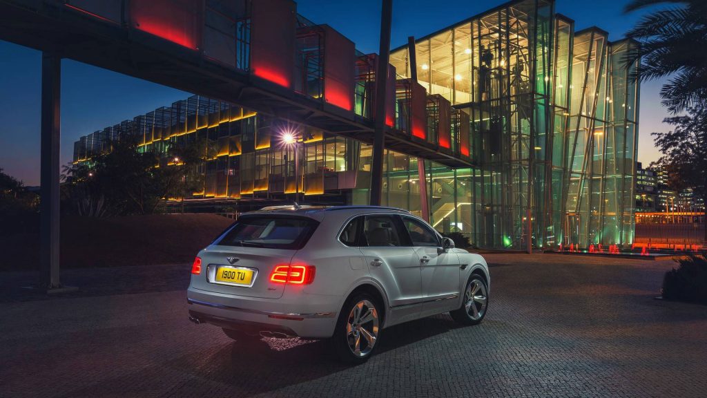 bentley-bentayga-plug-in-hybrid
