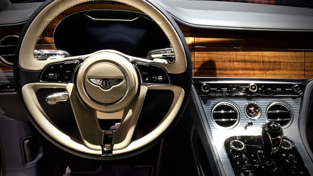 bentley-ginevra-2018