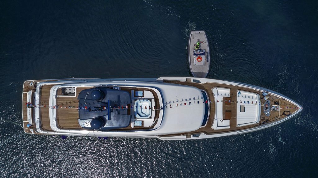 ferretti-navetta-37