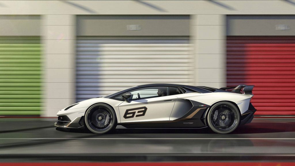 lamborghini-aventador-svj