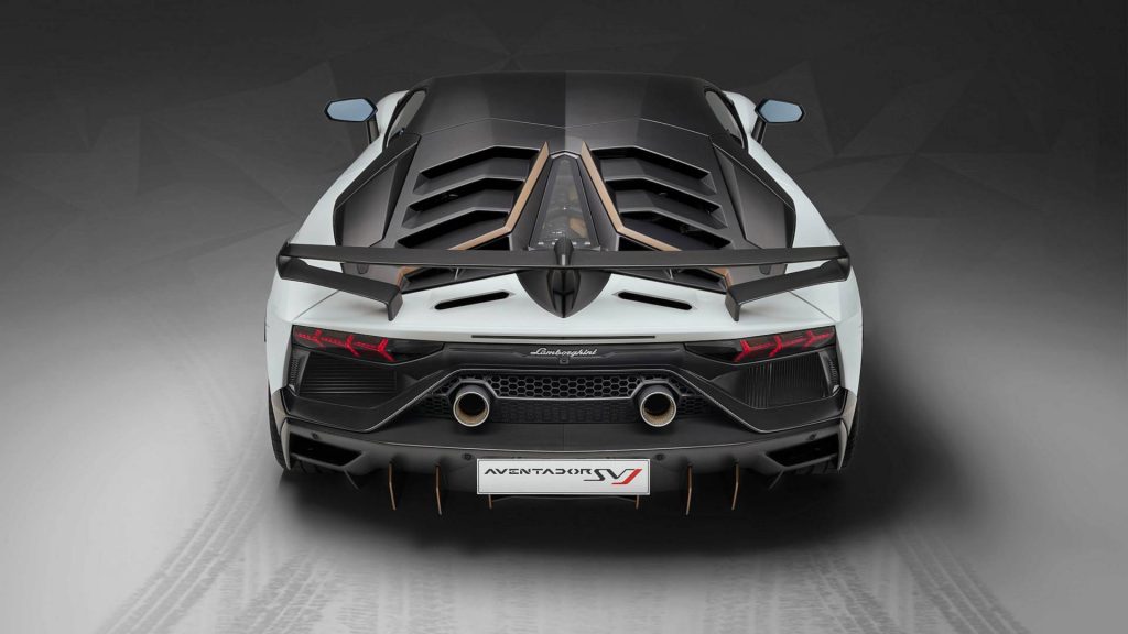 lamborghini-aventador-svj