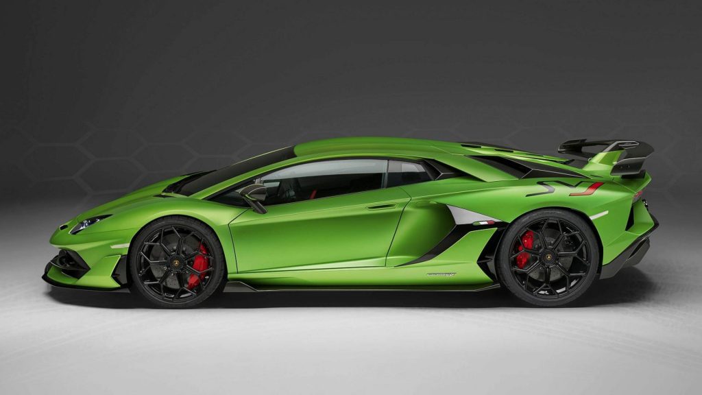 lamborghini-aventador-svj