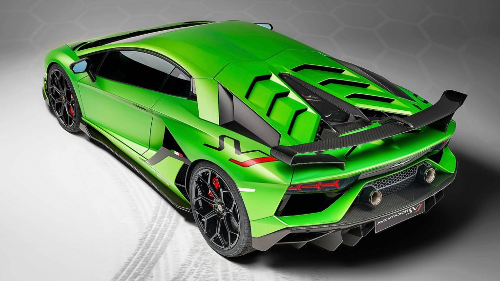 lamborghini-aventador-svj