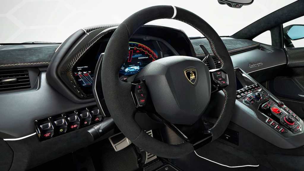 lamborghini-aventador-svj