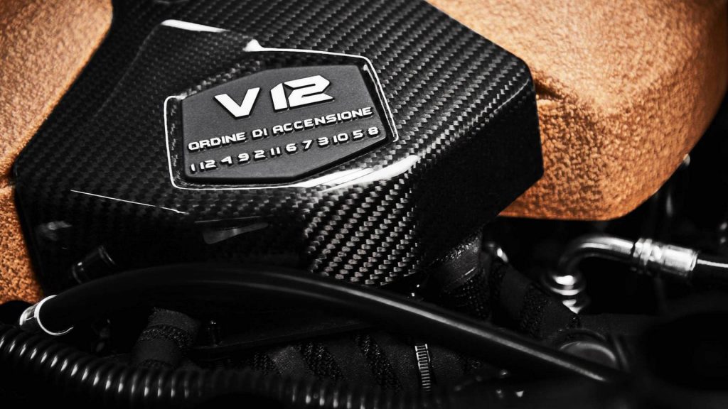 lamborghini-aventador-svj