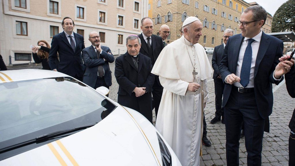 lamborghini-huracan-papa-francesco