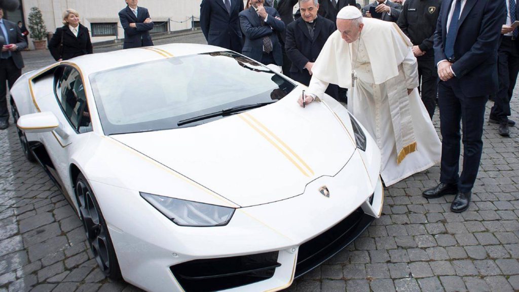 lamborghini-huracan-papa-francesco