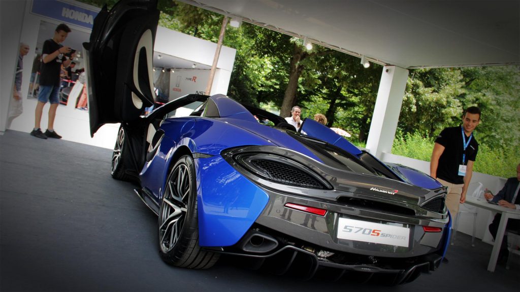 mclaren-parco-valentino-2018