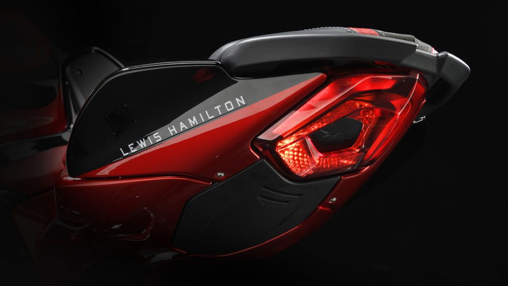 mv-agusta-brutale-800-rr-lh44