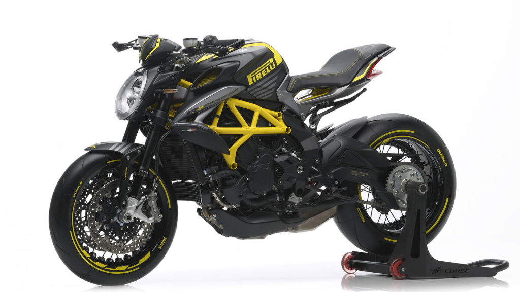 mv-agusta-dragster-800-rr-pirelli