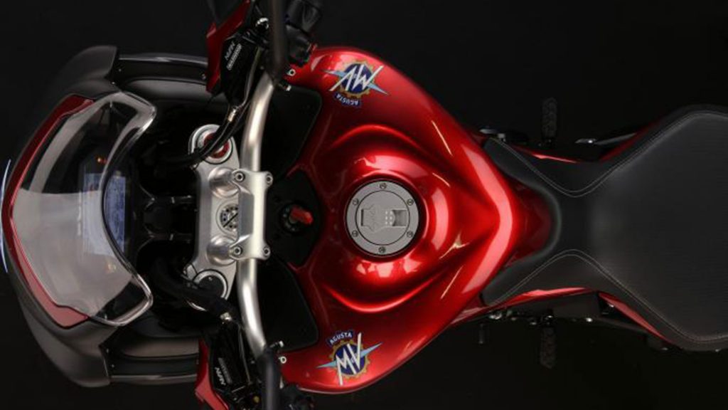 mv-agusta-turismo-veloce-lusso-scs