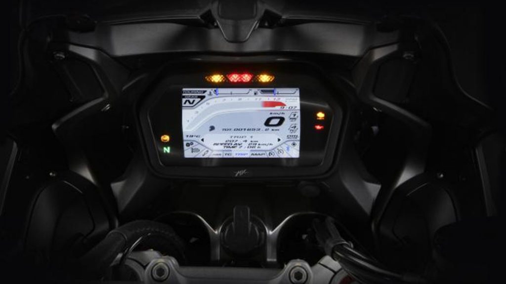 mv-agusta-turismo-veloce-lusso-scs