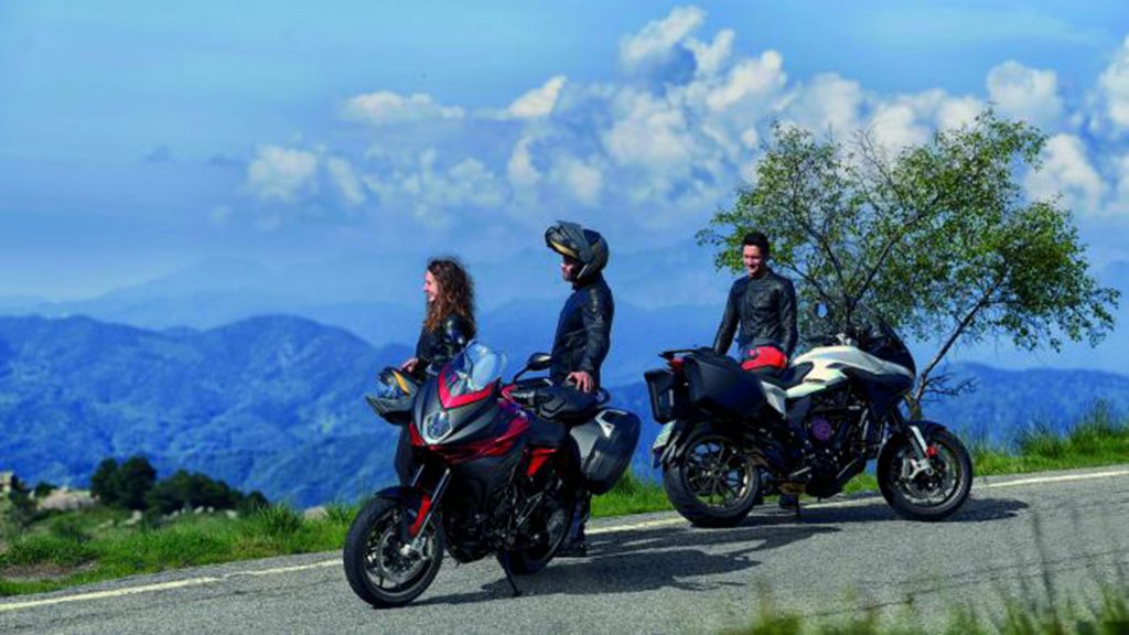 mv-agusta-turismo-veloce-lusso-scs