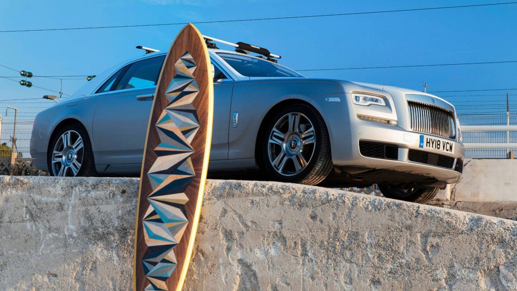 rolls-royce-ghost-tavola-da-surf-bespoke
