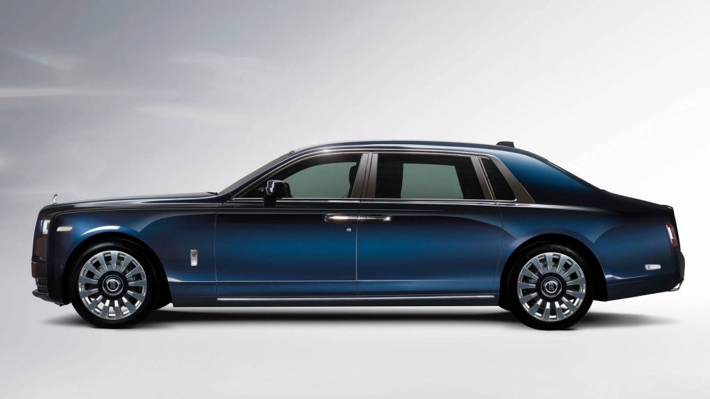 rolls-royce-phantom-a-moment-in-time