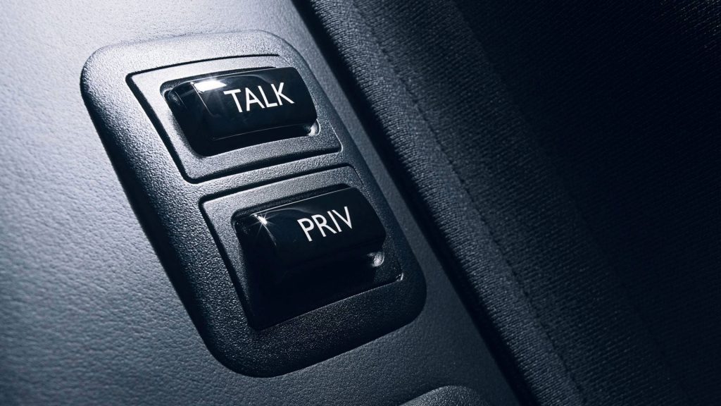 rolls-royce-phantom-passo-lungo-privacy-suite