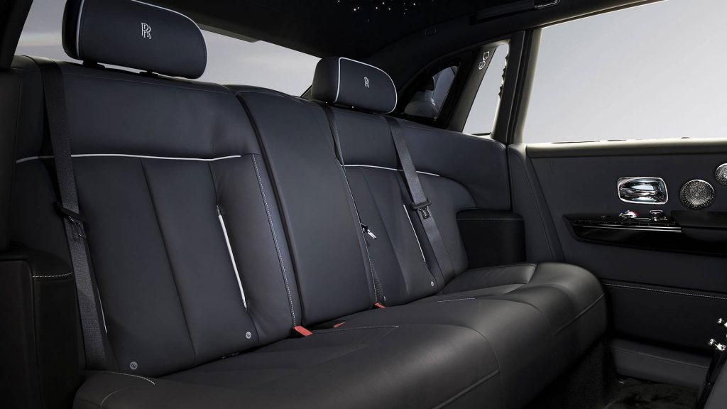 rolls-royce-phantom-the-gentlemans-tourer