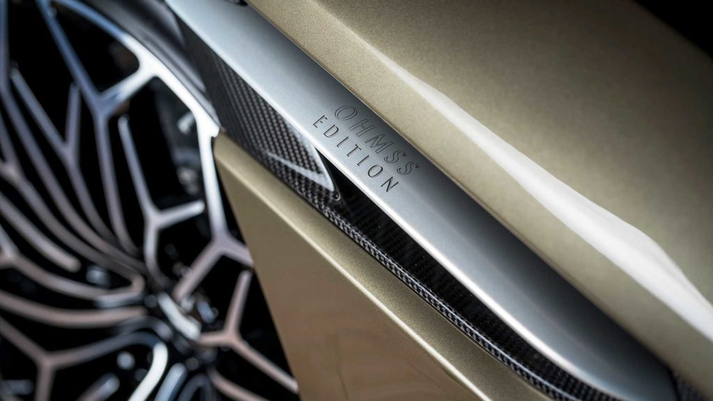 aston-martin-dbs-superleggera-james-bond-special-edition