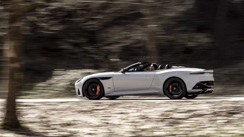 aston-martin-dbs-superleggera-volante