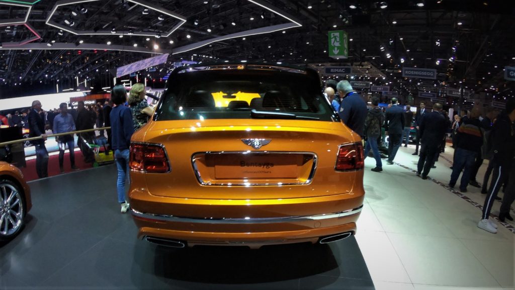 bentley-ginevra-2019