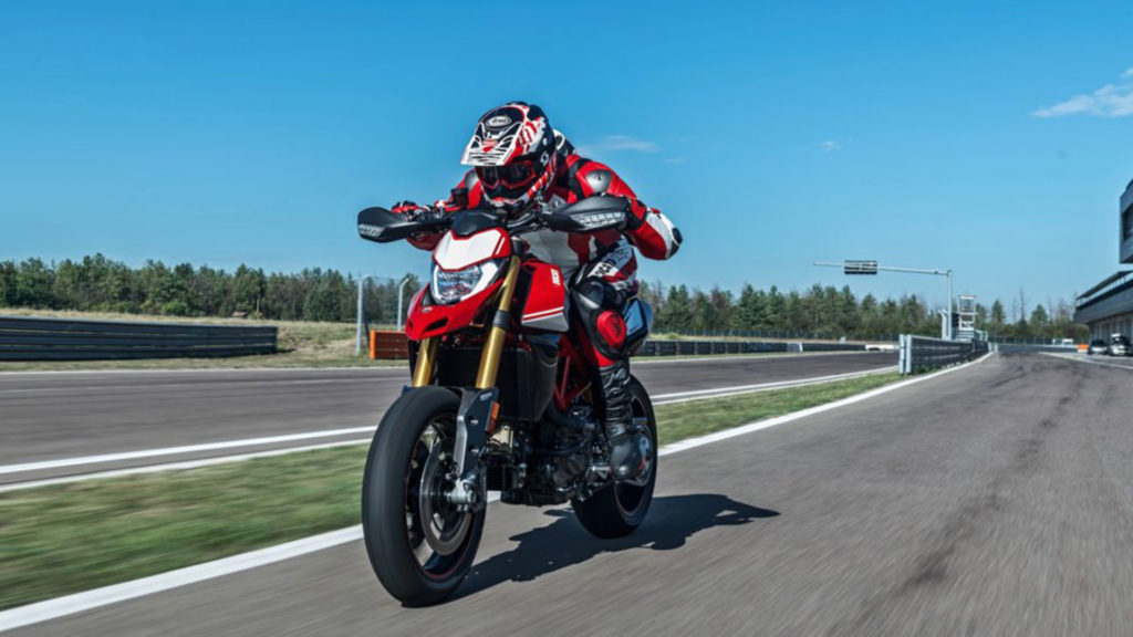ducati-hypermotard-950