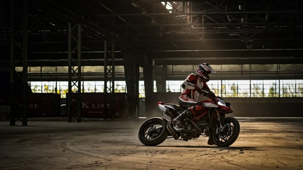 ducati-hypermotard-950