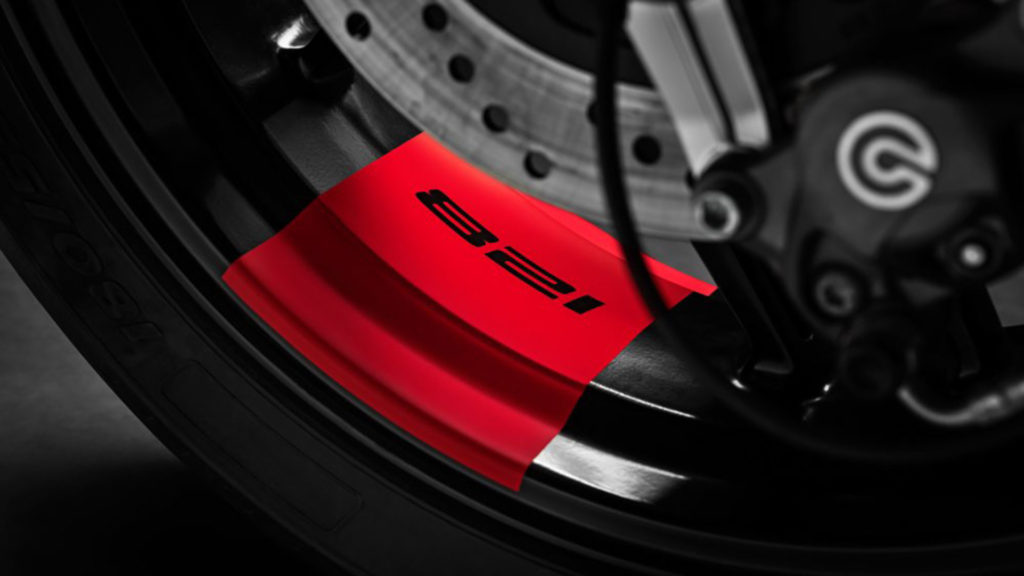ducati-monster-821-stealth