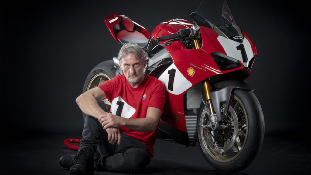 ducati-panigale-v4-25°-anniversario-916