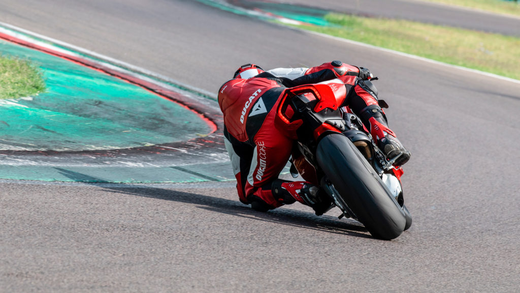 ducati-panigale-v4-my-2020