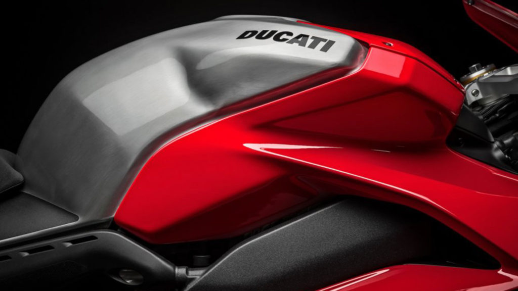 ducati-panigale-v4-r